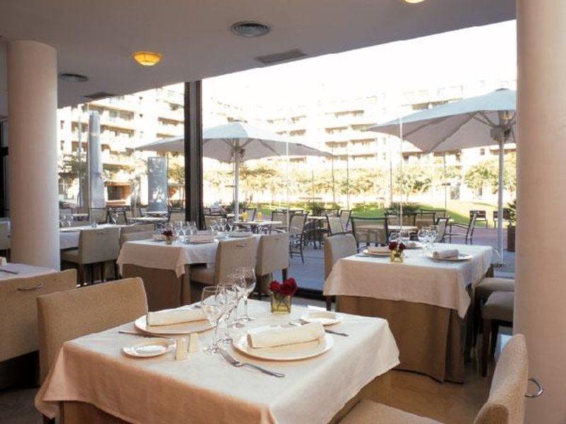 Hesperia Barcelona Del Mar Hotel Restaurante foto